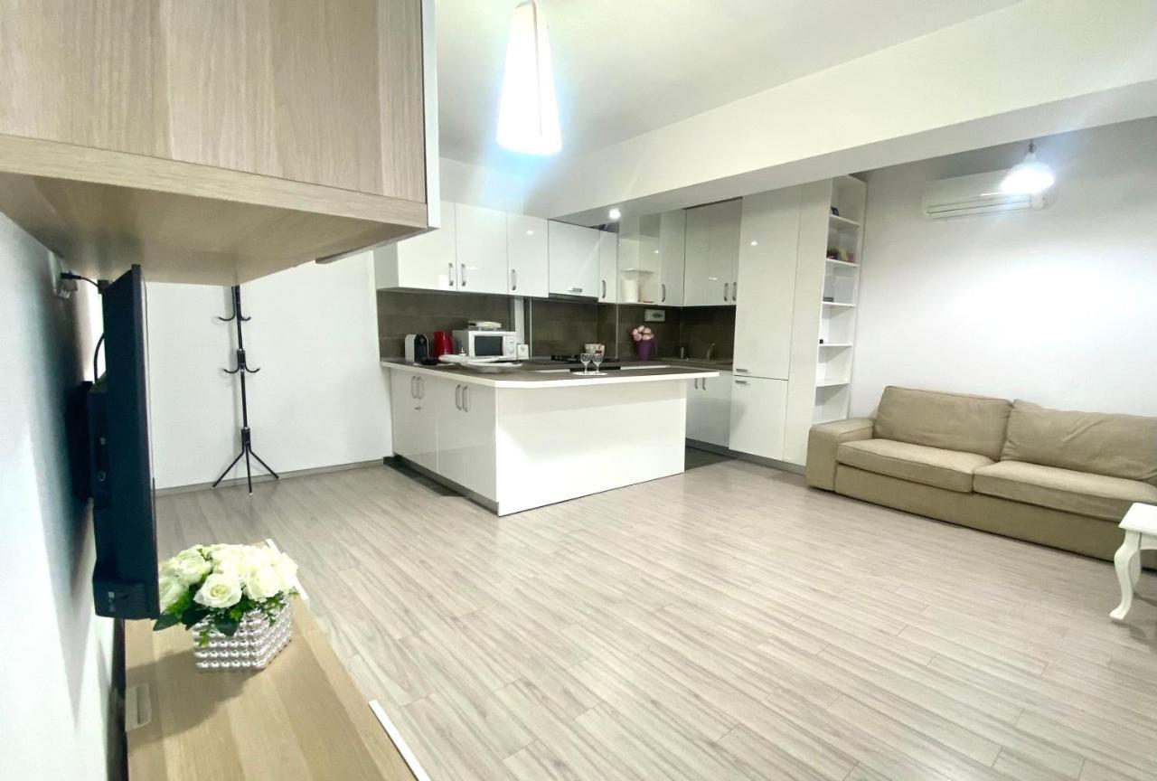Lake House - Bucuresti エクステリア 写真