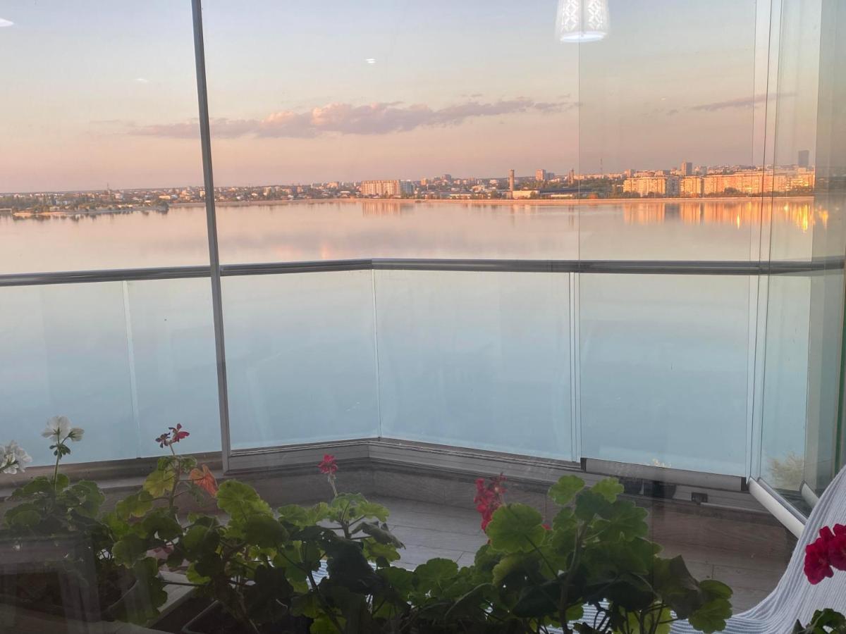 Lake House - Bucuresti エクステリア 写真