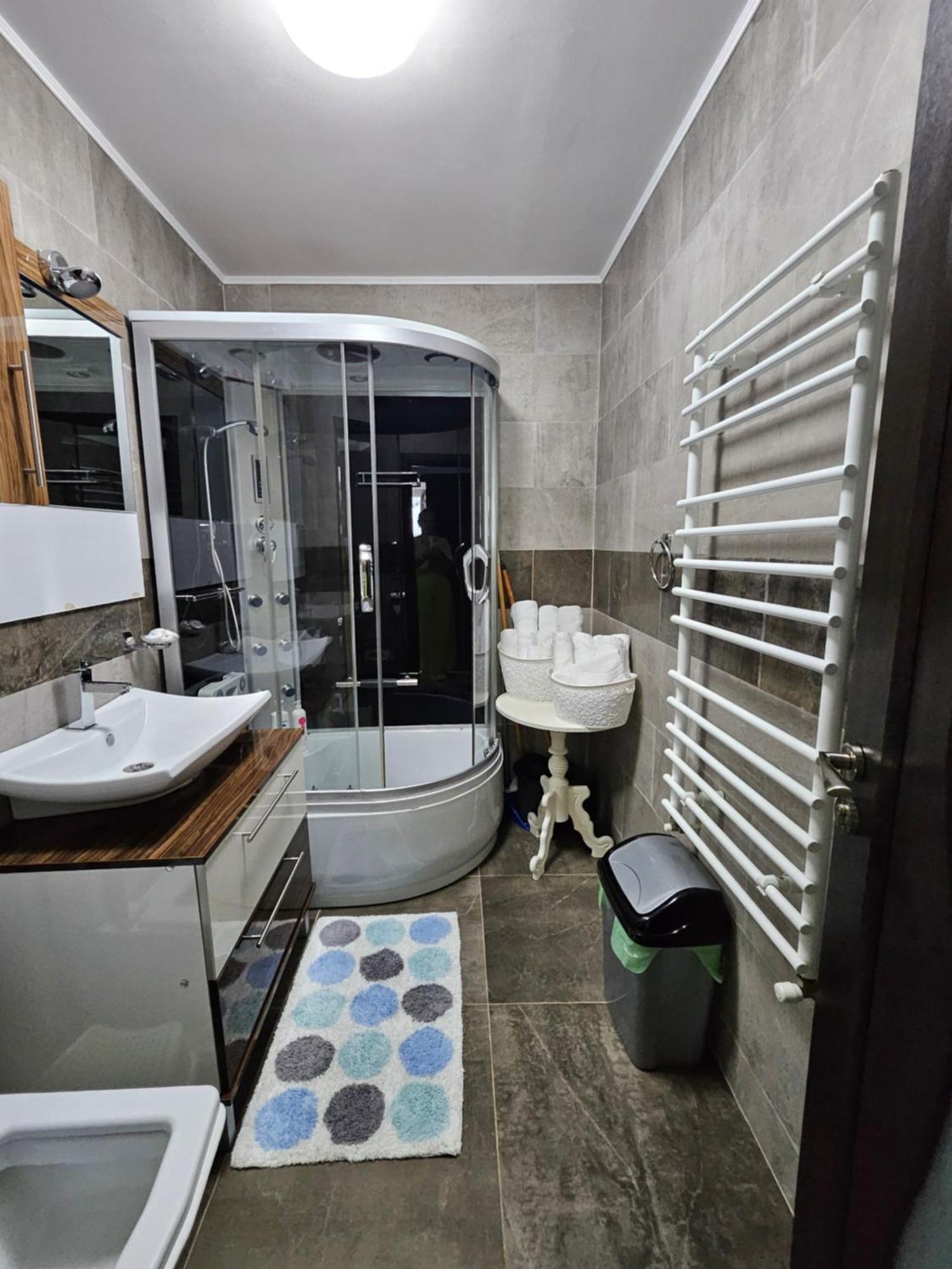 Lake House - Bucuresti エクステリア 写真